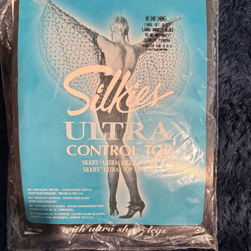 Assorted Hosiery Collection - Picture 5 of 9